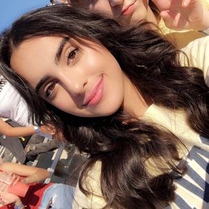 Meet your Posher, Lyba